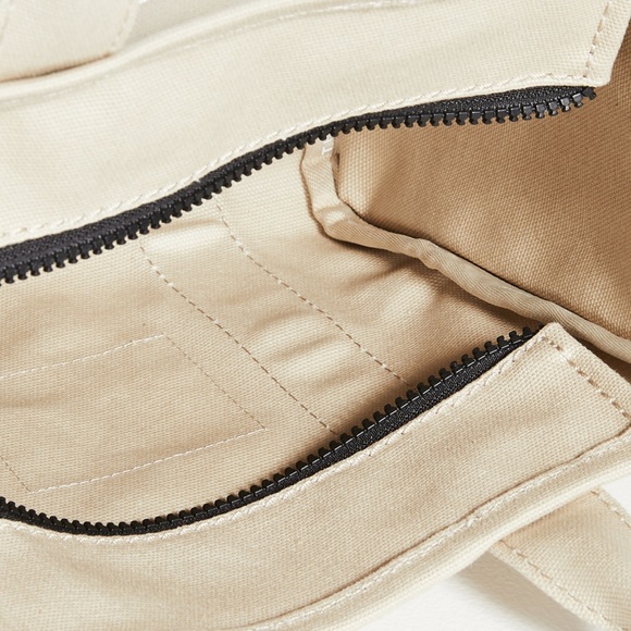 Marc Jacobs The Tote Bag Mini - Picture 9 of 11